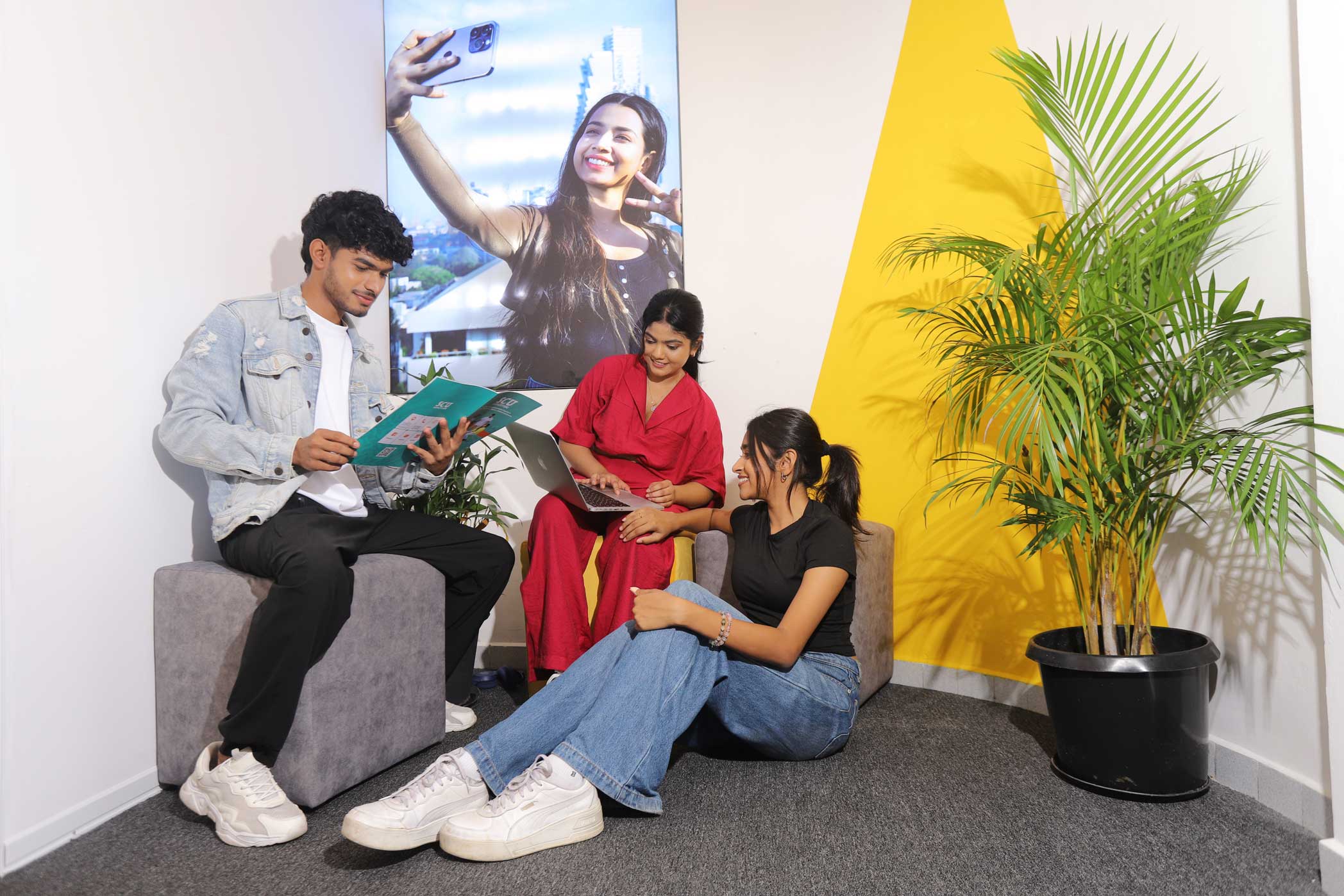 Students collaborating in the SCU admissions lounge